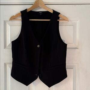Express Vest